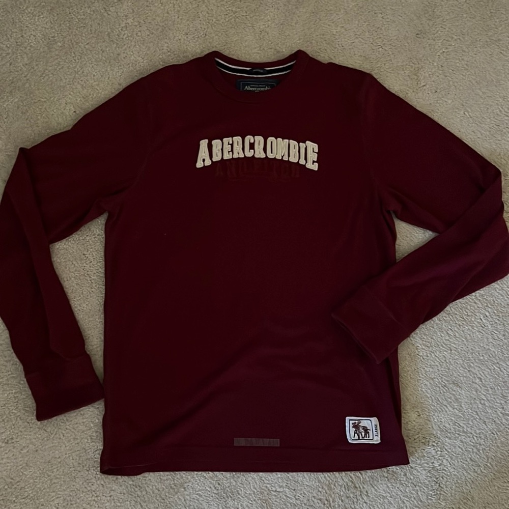 Abercrombie and Fitch long sleeve burgundy crew neck